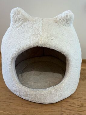 Best friends by Sheri - Plush Meow Cat Dome House
